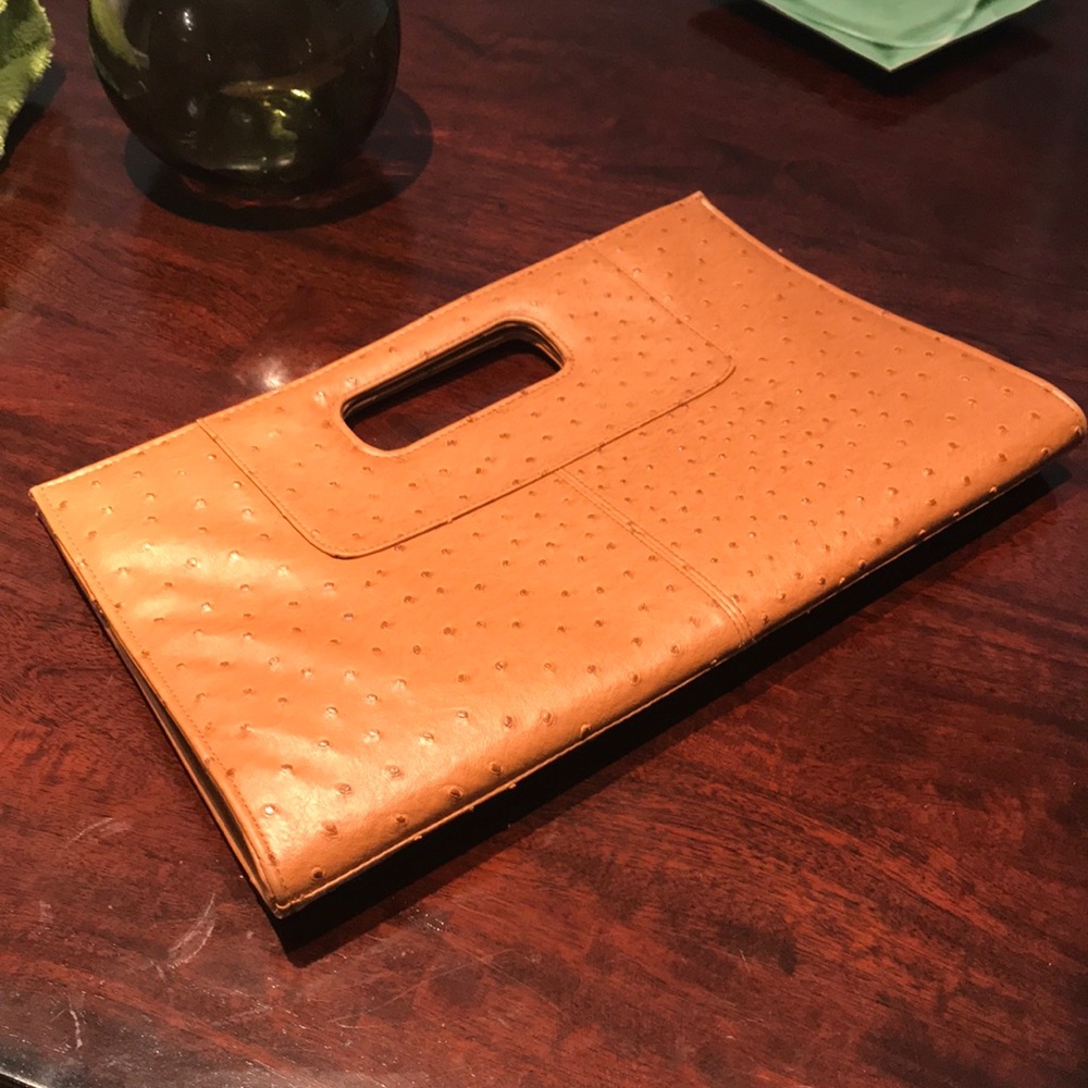 Large clutch